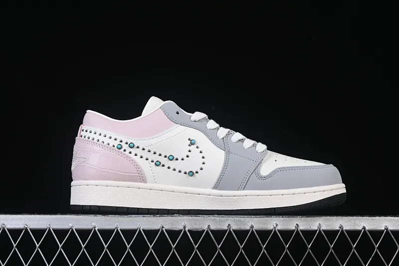 All categories Air Jordan Jordan series basketball shoes Air Jordan 1 Low Air Jordan 1 Low AJ1 Joe 1 emerald hook low-top cultural casual sneakers IH7319-001